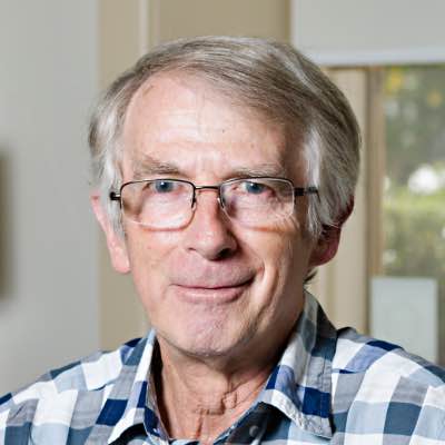 Dr. Peter Robb Dr. Peter Robb