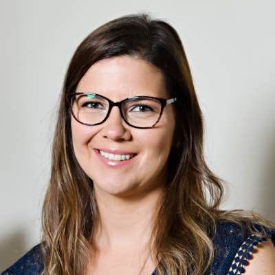 Dr. Sanda Thompson Dr. Sanda Thompson